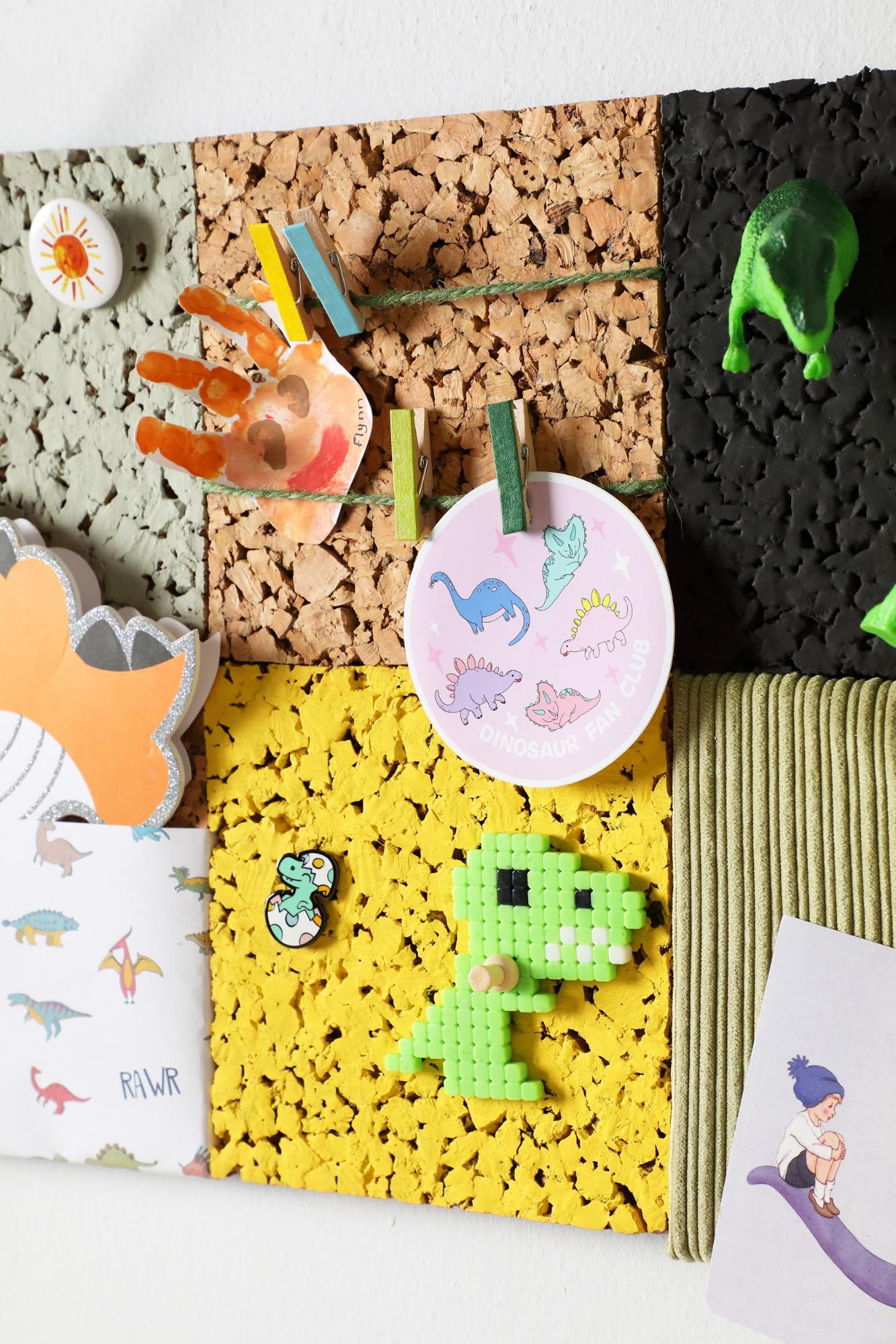 Dinosaur themed memo board